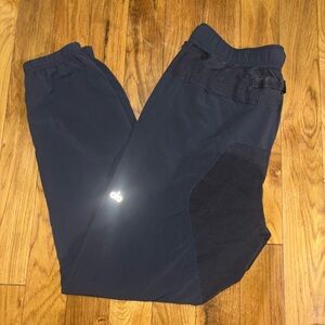 ALO Yoga Black Joggers